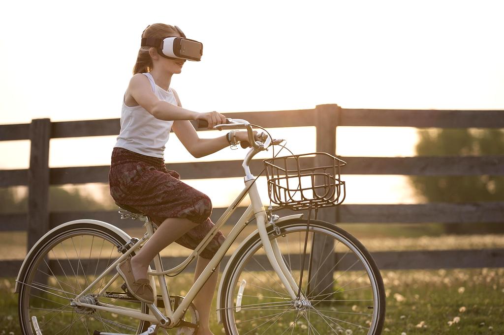 Interactive virtual game show with participants controlling avatars in digital environment